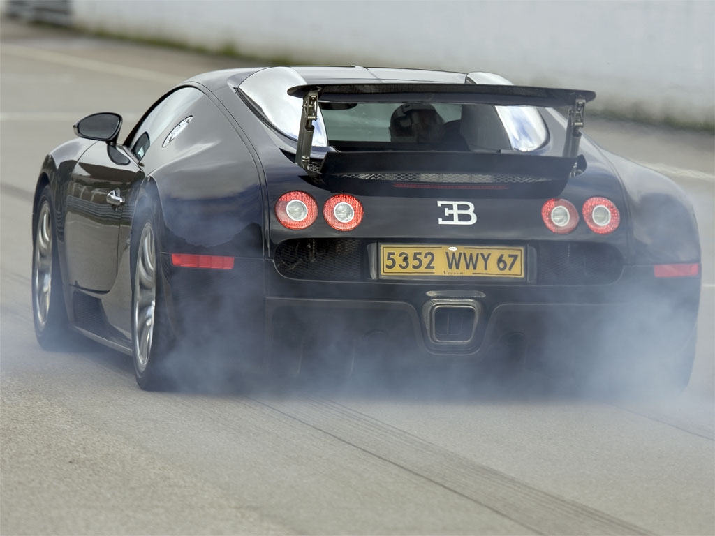 2006_bugatti_veyron_16_4-pic-47448.jpg